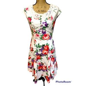 Floral Vintage Tea Dress Pearl Buttons and Crochet Collar -Acevog Size: Medium